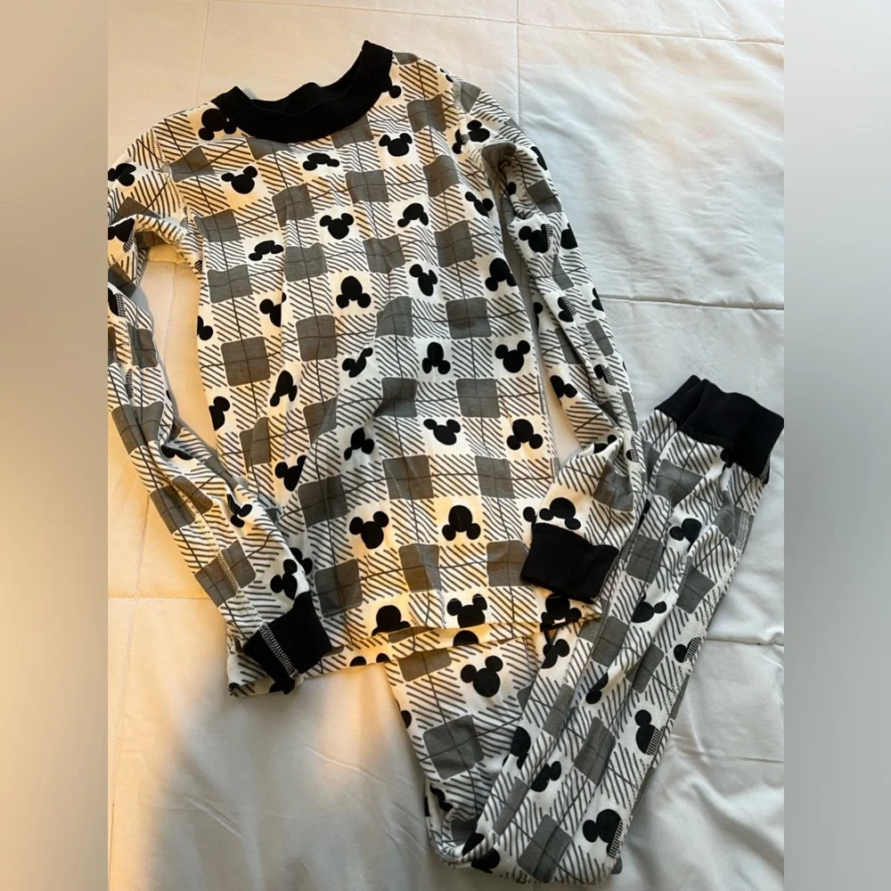 Hanna Andersson Mickey Mouse Pajamas cotton boys long sleeve